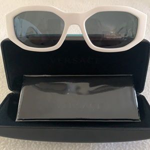 Versace Medusa Biggie